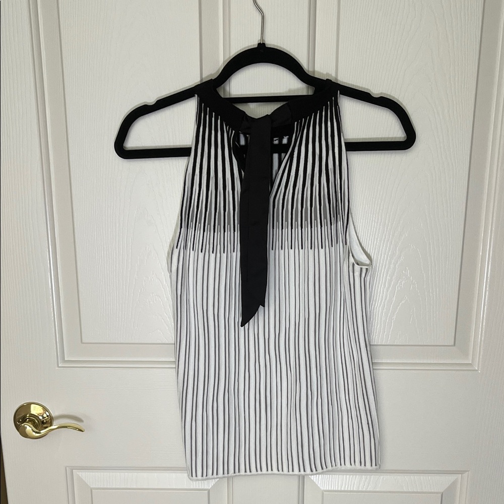 WHBM Black and White Knit Halter Women's Top Size S - Picture 4 of 8